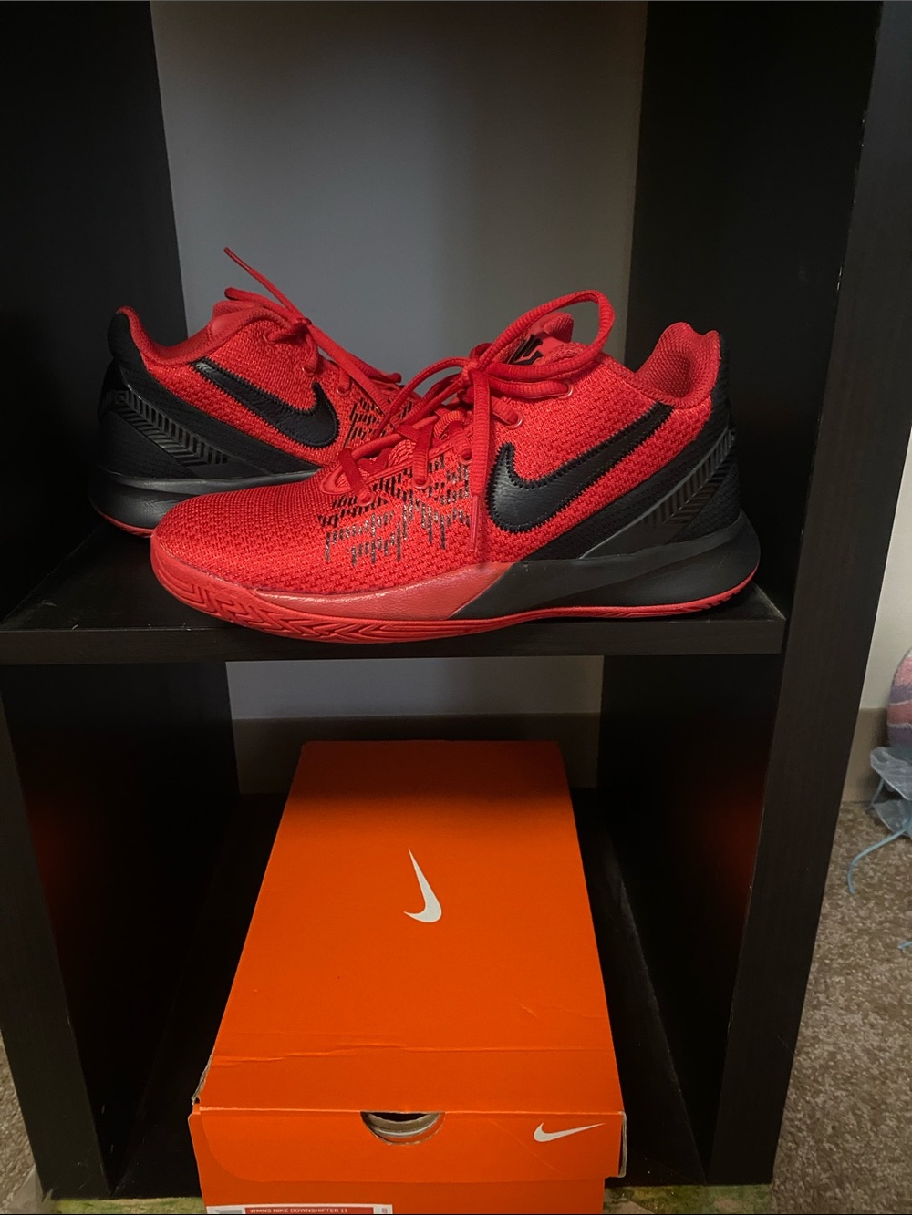 Nike Kyrie Boy’s Shoes Size 5.5